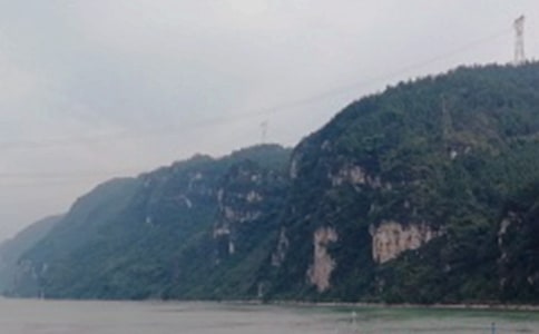 【集合】《三峡》教学反思