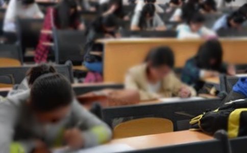 ��ѧ��ƶ�������龫ѡ15ƪ