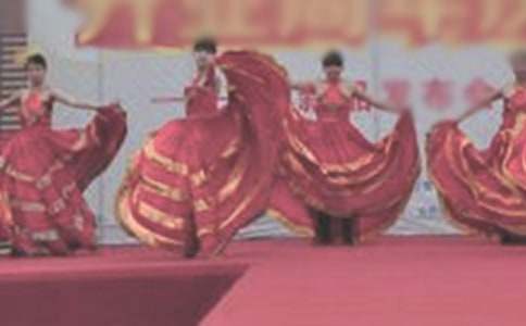 ���е����������