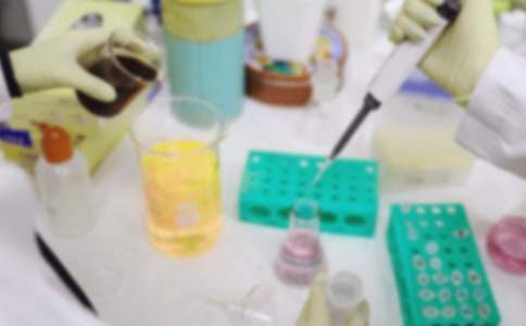 ��ѧʵ����ĵ���᷶�ģ�ͨ��6ƪ��