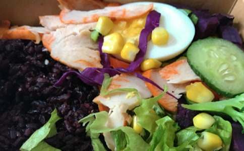 大班健康《玩绳》教案