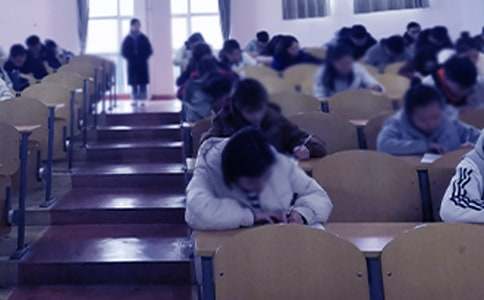 �����ĵ���᷶��15ƪ