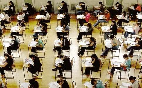 ��ĩ���Զ�Ա������