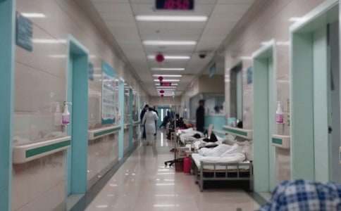 �ڶ�ҽԺͻ���¼�Ӧ��Ԥ��