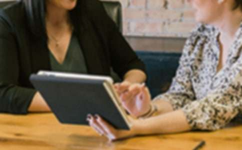 ���ر���ְ������¼���60��