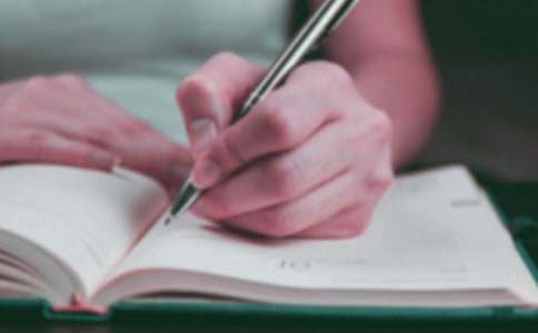 ����Ʒ����д״�������300�ֻ���ƪ