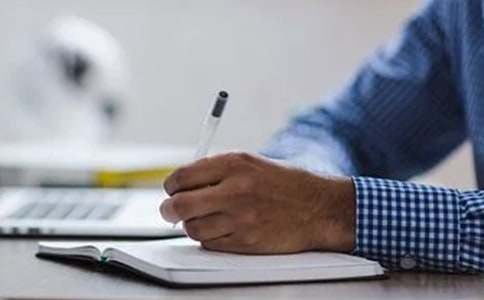 �����š����е�����300�ּ���8ƪ