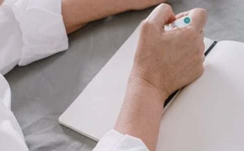 ���ڸ�����������400����ƪ