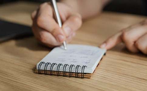 ���ر���д���������Ļ��10ƪ