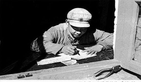 学校学雷锋倡议书范文